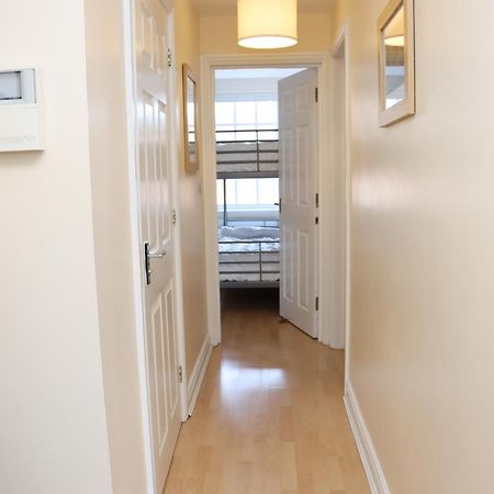 Scandinavian City Centre Apartment Вустер Екстер'єр фото