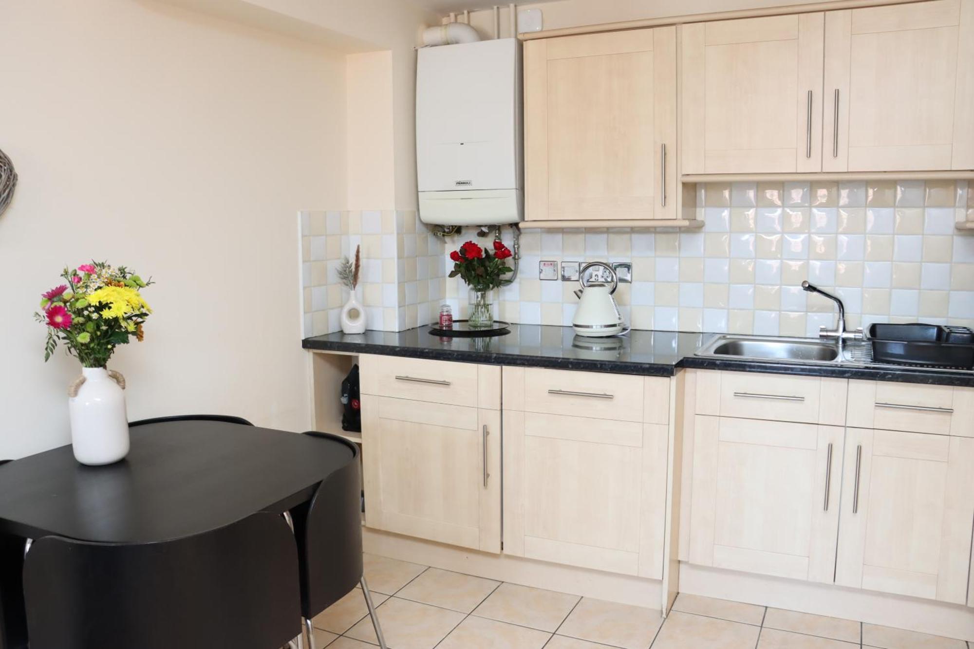 Scandinavian City Centre Apartment Вустер Екстер'єр фото